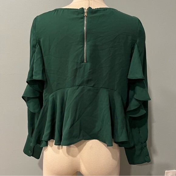 Bebe Green Ruffle Back High Neckline Flowy Long Sleeve Blouse Size XS - Picture 5 of 9